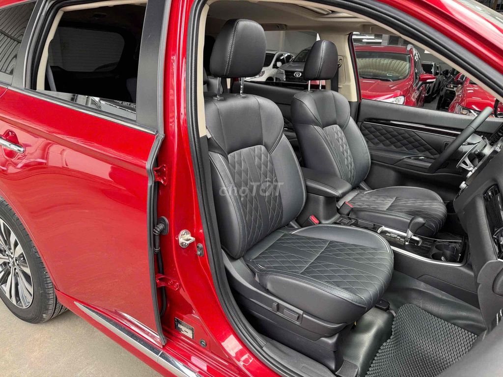 Mitsubishi Outlander 2022 Premium 2.0. Mua bán Ô tô tại Thành phố Thủ Đức Tp Hồ Chí Minh được đăng bởi Long Auto Vạn Phúc hình 13