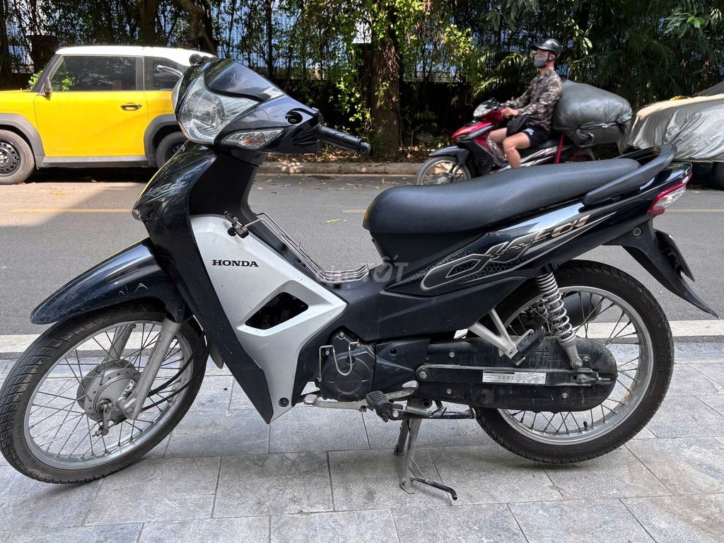 Honda Wave Alpha 2019 Черно-серебристый 37000 км