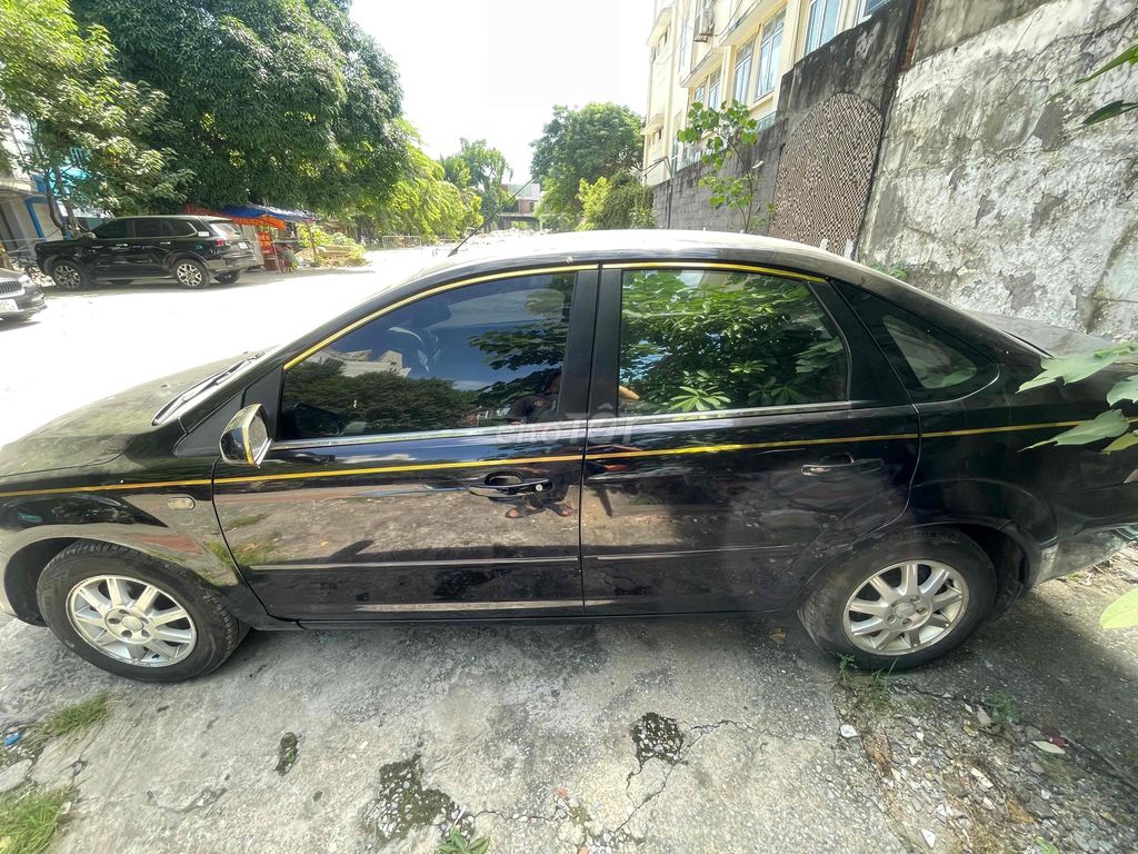 Черный Ford Focus, с пробегом