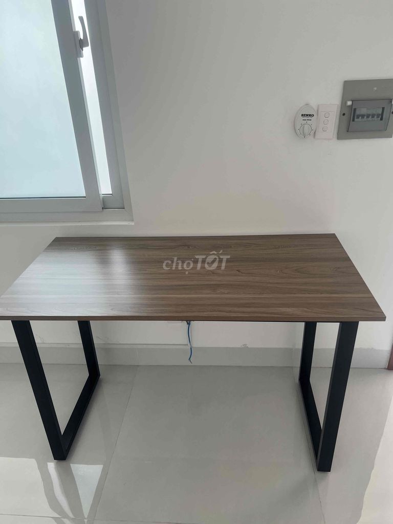 xa kho Bàn chữ U Gỗ chân sắt. Mua bán Bàn ghế tại Quận Bình Thạnh Tp Hồ Chí Minh được đăng bởi Kho Bàn ghế giá xưởng hình 1