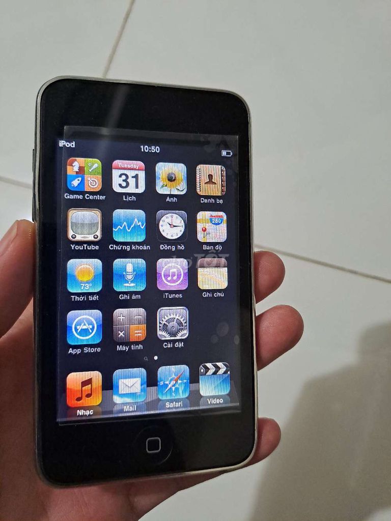 Máy nghe nhạc Apple iPod Touch Gen 2 8GB Bạc. Mua bán Tivi, Âm thanh tại Quận Ninh Kiều Cần Thơ được đăng bởi Thành hình 1