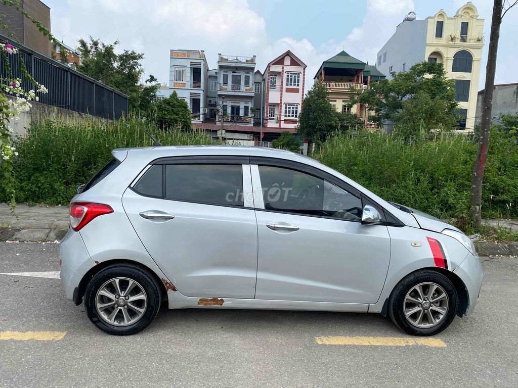 Hyundai Grand i10 2014 Grand 1.0 MT Base - 319k km. Mua bán Ô tô tại Huyện Đông Anh Hà Nội được đăng bởi Giap Tran hình 3