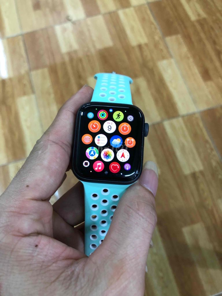 Bán apple watch seri se 44mm máy rin pin 85