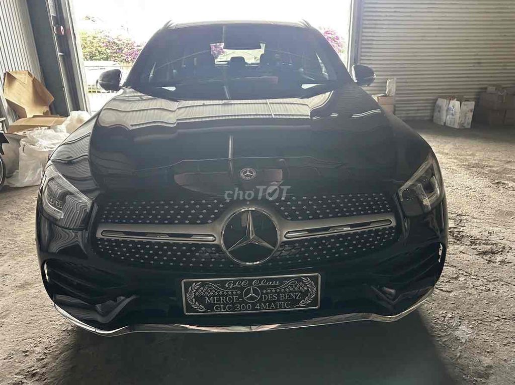 Mercedes-Benz GLC 300 4MATIC 2020 Синий 19.999км