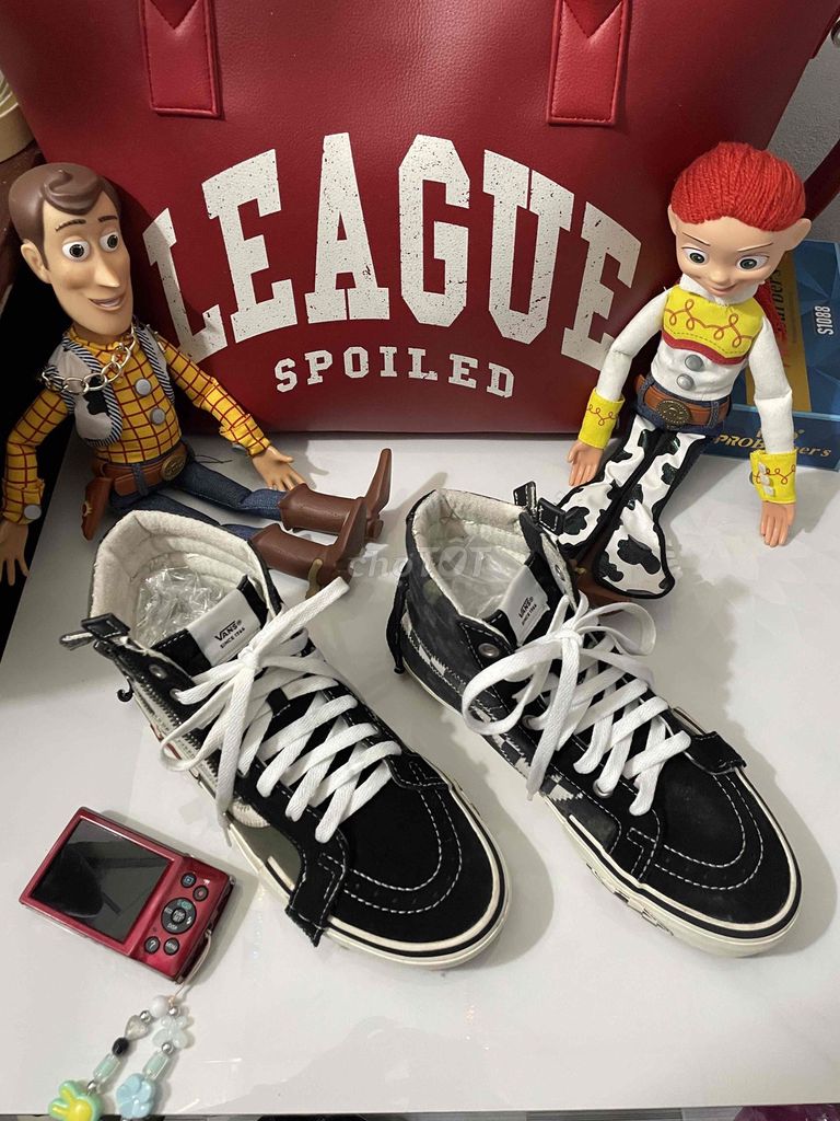Giày thể thao Vans Đen size 39. Mua bán Giày dép tại Huyện Cờ Đỏ Cần Thơ được đăng bởi Thành Baka hình 1