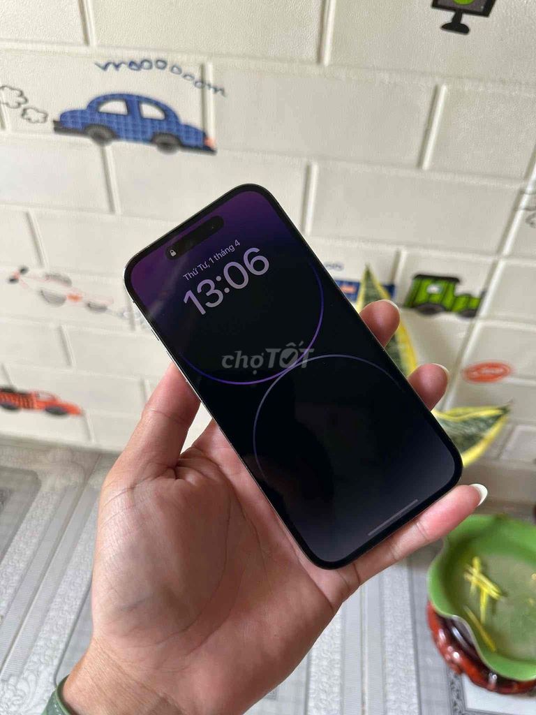 iPhone 14 Pro 256GB Tím LL/A 99%. Mua bán Điện thoại tại Thành phố Đà Lạt Lâm Đồng được đăng bởi Bảo Sơn Phạm hình 1