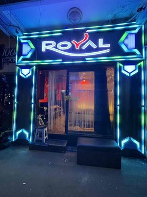 ROYAL BAR NHẬT TUYỂN DỤNG NHÂN VIÊN 👩🏼