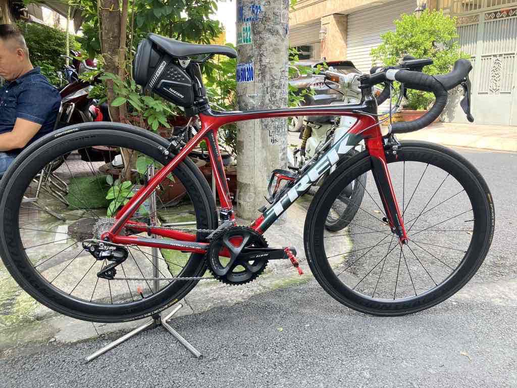 Bán xe đạp đua khung Trek carbon Madone 6.5