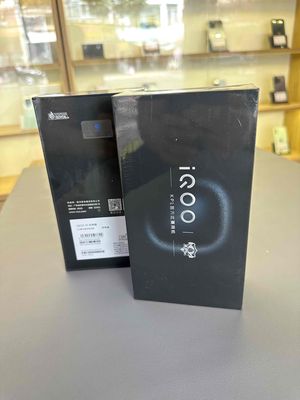 IQOO 15 12/256 Newseal Mới 100% Tiếng việt