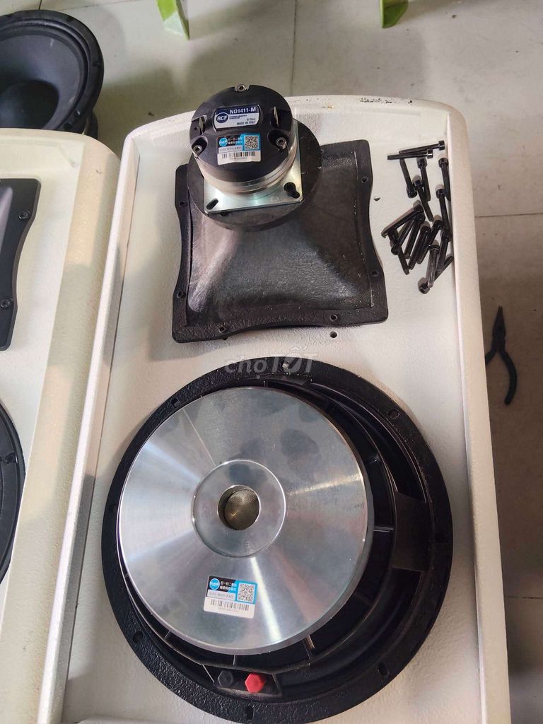 Loa Karaoke RCF ND1411-M Trắng. Mua bán Tivi, Âm thanh tại Thị xã Bến Cát Bình Dương được đăng bởi anh hình 1