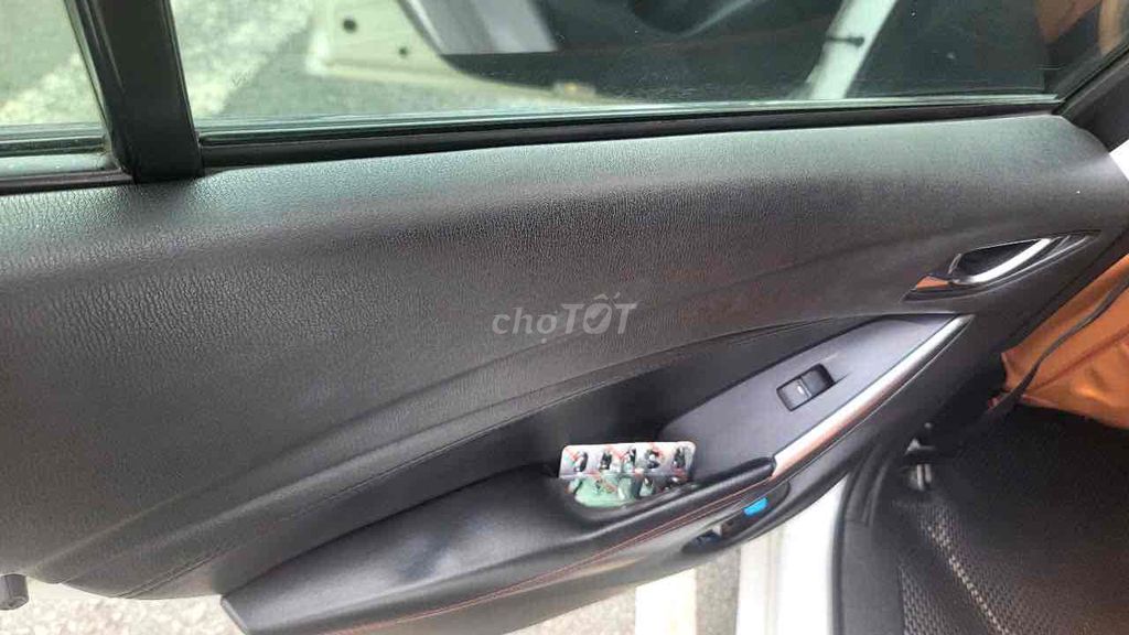 Mazda 6 2015 2.5 AT - 176000 km. Mua bán Ô tô tại Quận 1 Tp Hồ Chí Minh được đăng bởi Tên chưa cung cấp hình 8
