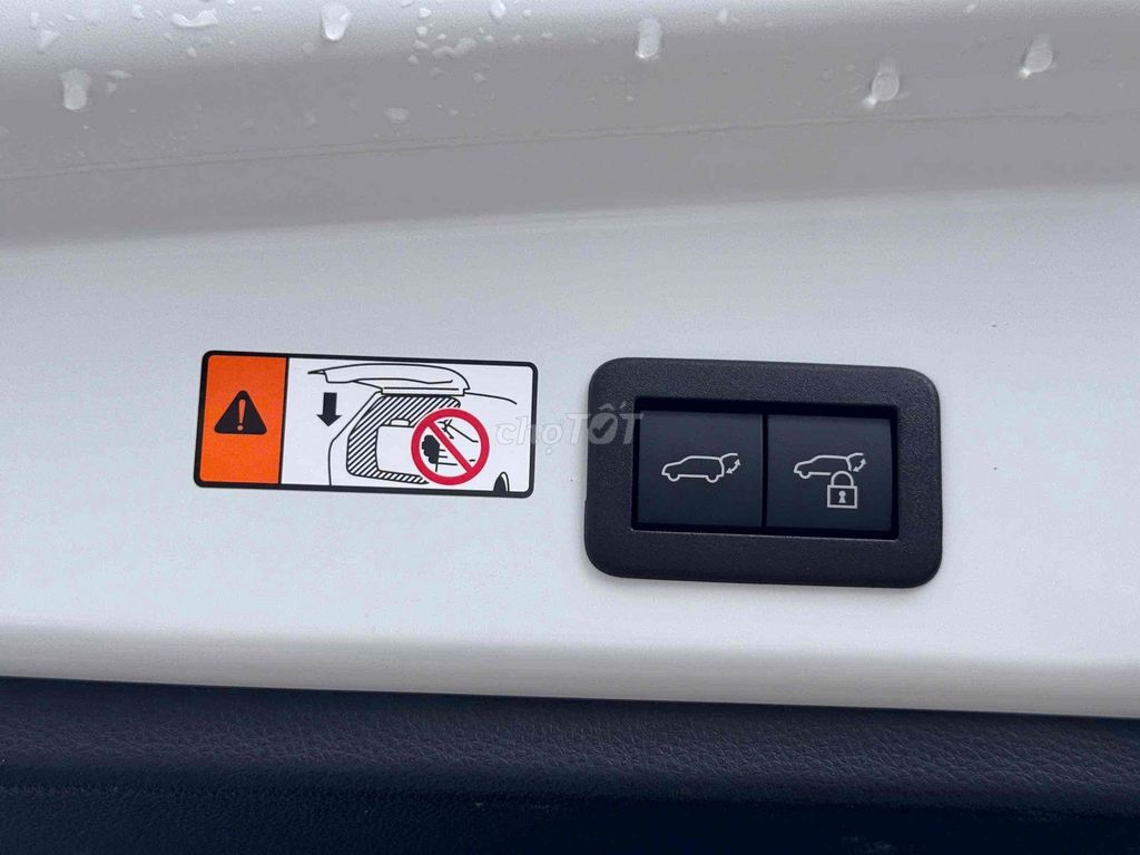 Toyota Corolla Cross 2024 1.8HEV - 8181 km. Mua bán Ô tô tại Thành phố Thủ Đức Tp Hồ Chí Minh được đăng bởi Đại Lý Toyota Chính hãng  hình 8