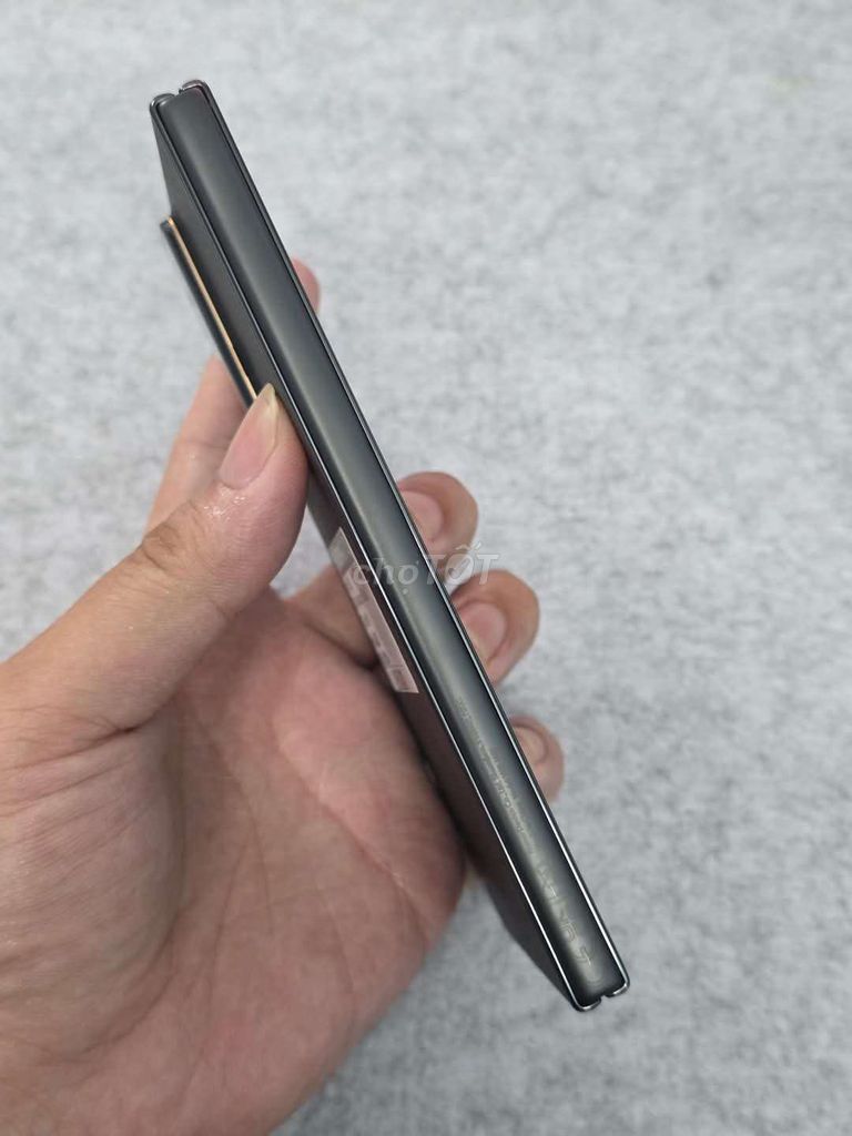 Honor Magic V2 16GB/512GB Đen 98%. Mua bán Điện thoại tại Thành phố Long Xuyên An Giang được đăng bởi Trieu hình 1