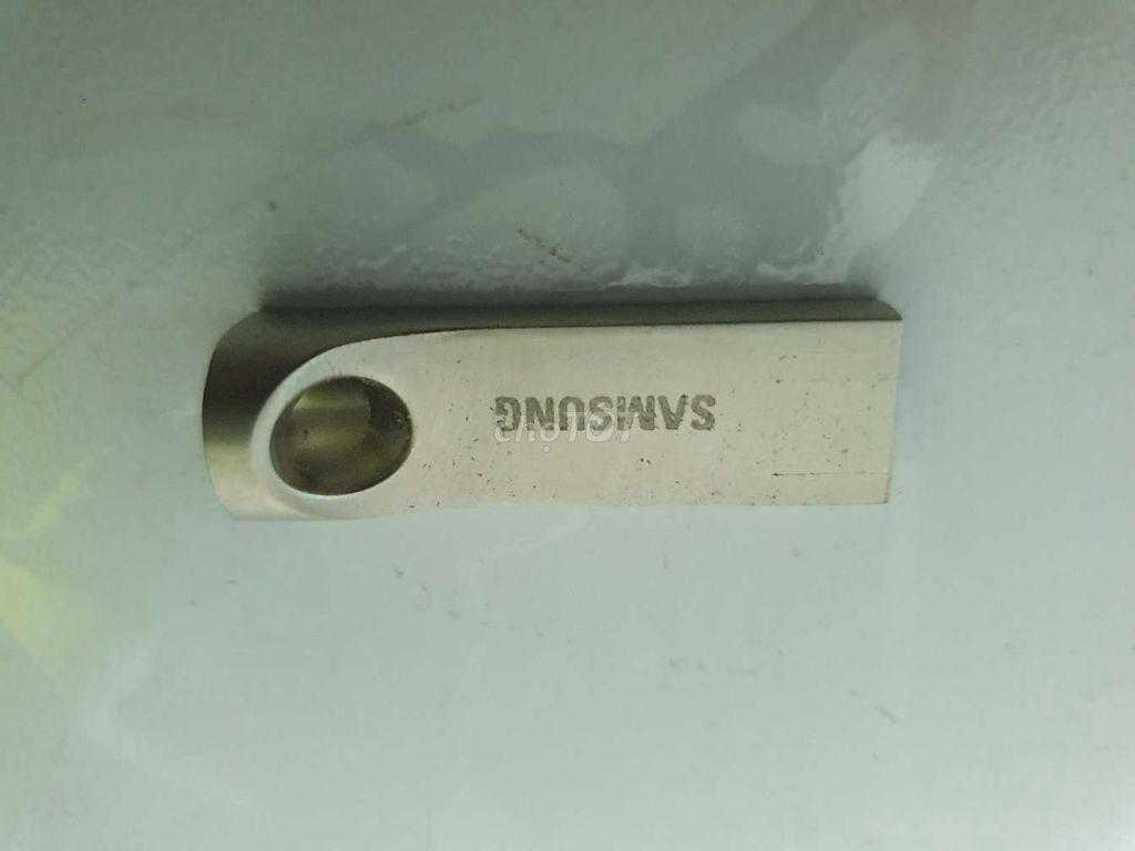 USB Samsung 2TB Bạc USB 3.0. Mua bán Phụ kiện (Màn hình, Chuột...) tại Quận 12 Tp Hồ Chí Minh được đăng bởi HUYNH ANH hình 1