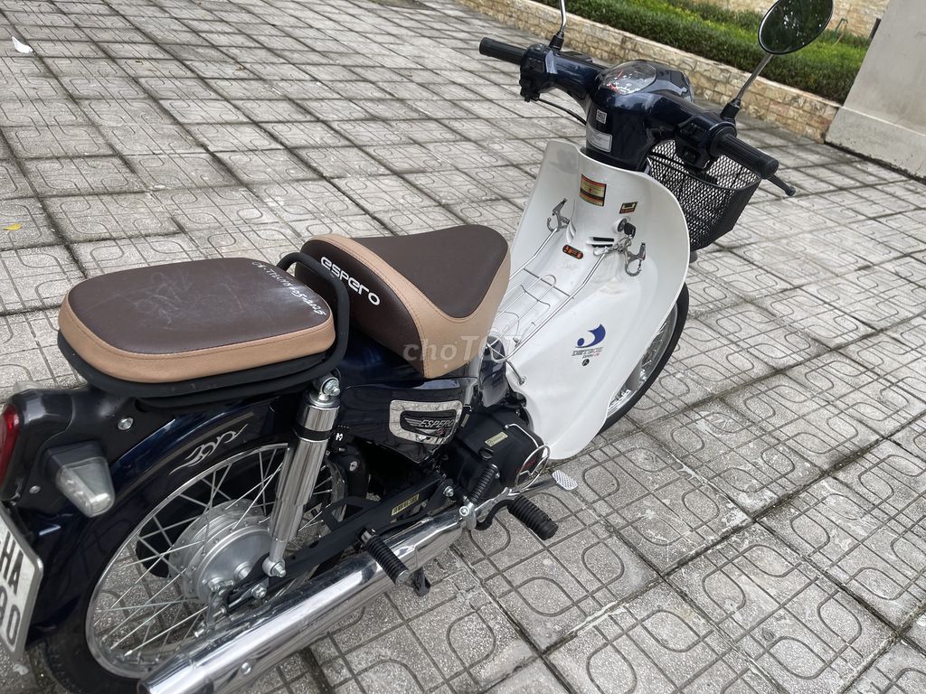 BÁN XE CUP50  ĐẸP LENG KENG,MÁY CHẤT, ĐÃ ĐI 4409KM. Mua bán Xe máy tại Quận Hà Đông Hà Nội được đăng bởi Tuấn Anh hình 4