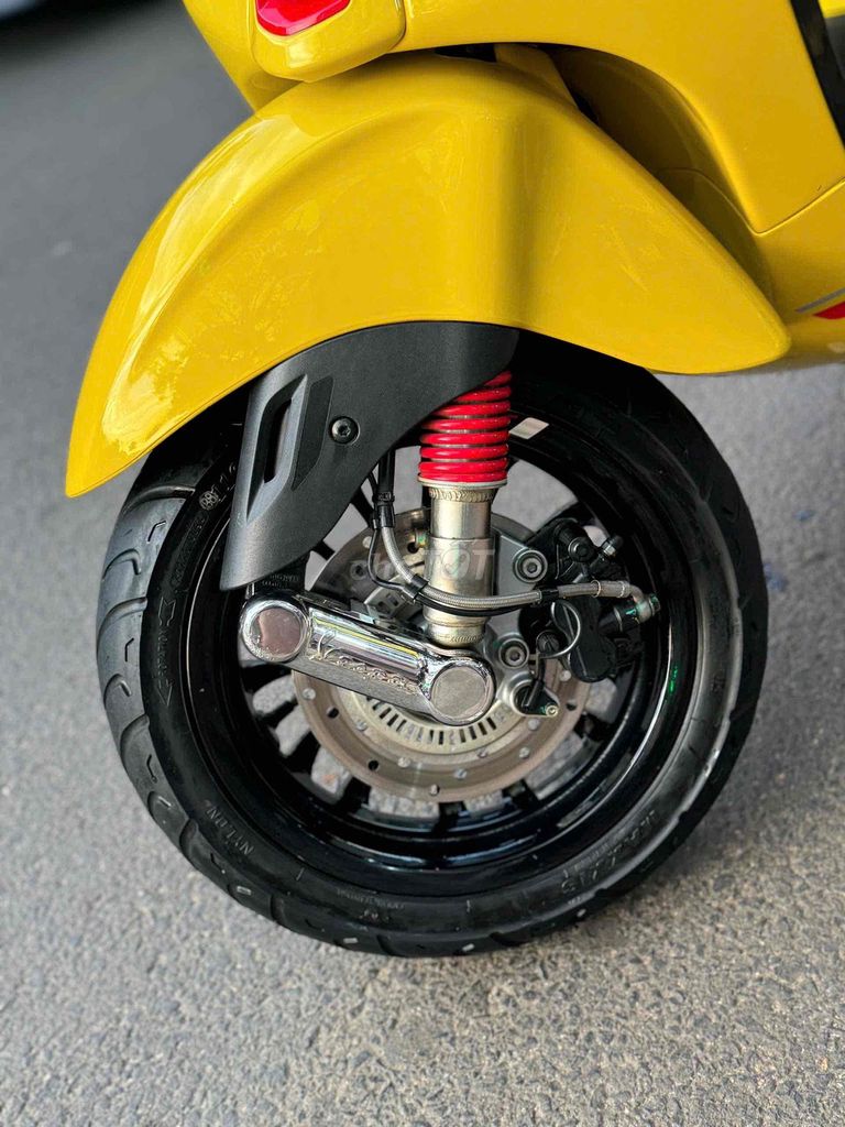 Piaggio Vespa Sprint ABS IGET 2022 Vàng Đen. Mua bán Xe máy tại Thành phố Buôn Ma Thuột Đắk Lắk được đăng bởi Ngô quốc Việt  hình 8