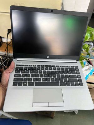 HP 240 G8 i5-1135G7 14 inch 8GB/256GB