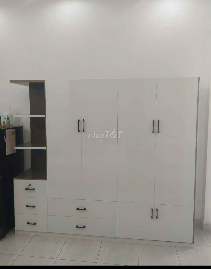 TỦ NHỰA 4 CÁNH 1 KỆ KHUNG MÀU ÓC CHÓ CÁNH TRẮNG . Mua bán Tủ, kệ gia đình tại Thị xã Bến Cát Bình Dương được đăng bởi Tủ nhựa đài loan hoàng quân hình 1