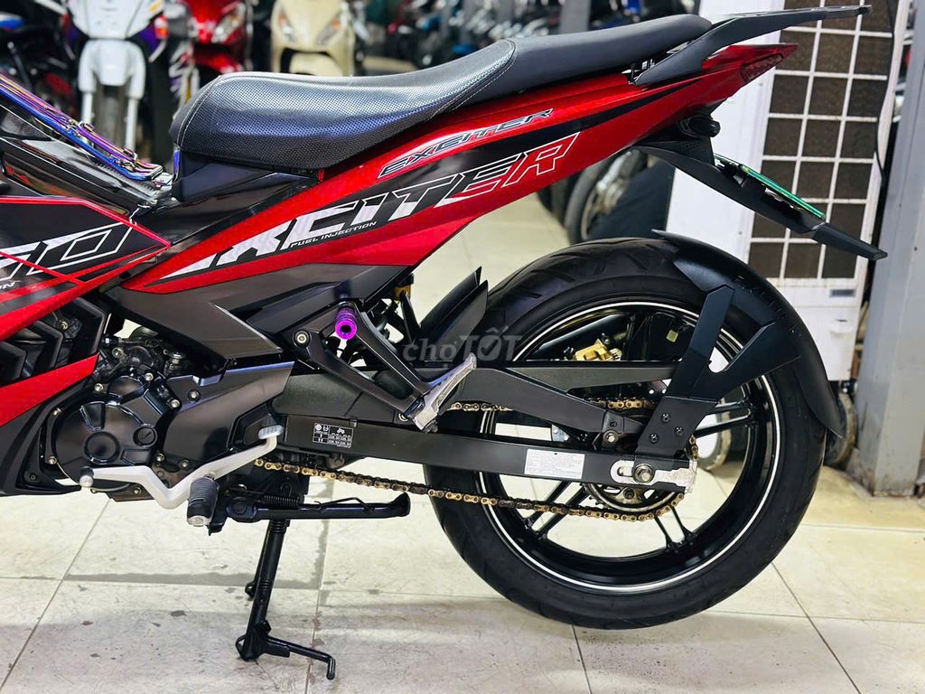 Мотосалон Thịnh Phát - Yamaha Exciter 150 RC Красно-Черный Оригинал