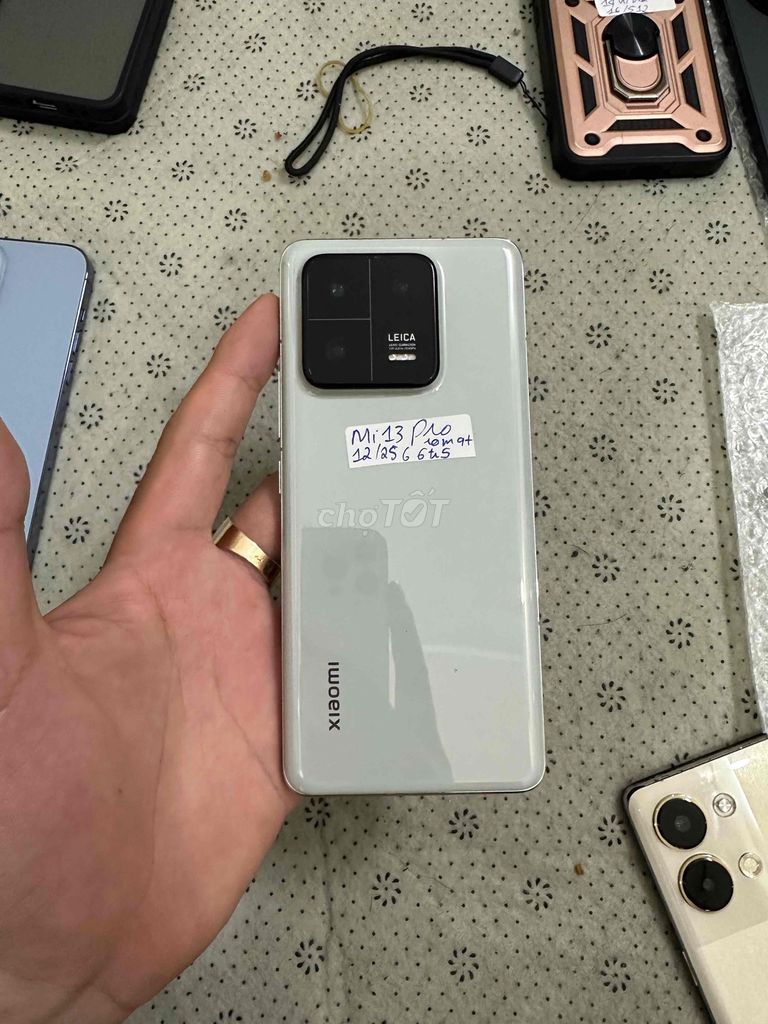 Xiaomi 13 Pro 256GB Trắng. Mua bán Điện thoại tại Quận Tân Bình Tp Hồ Chí Minh được đăng bởi Nguyễn Thắng Mobile hình 1