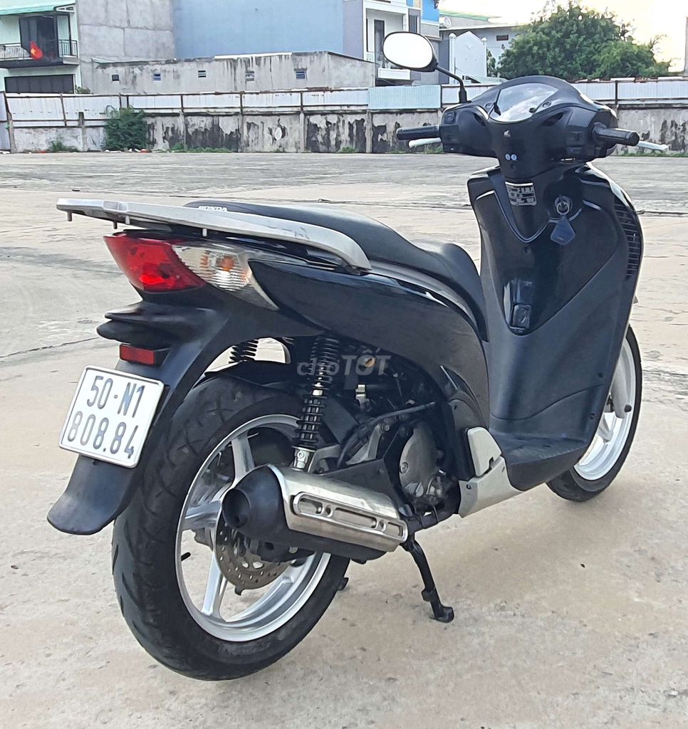 Cần bán SH 150 hàng nhập 3 cục 2010 chính chủ. Mua bán Xe máy tại Huyện Bình Chánh Tp Hồ Chí Minh được đăng bởi nguyễn khắc huy hình 3