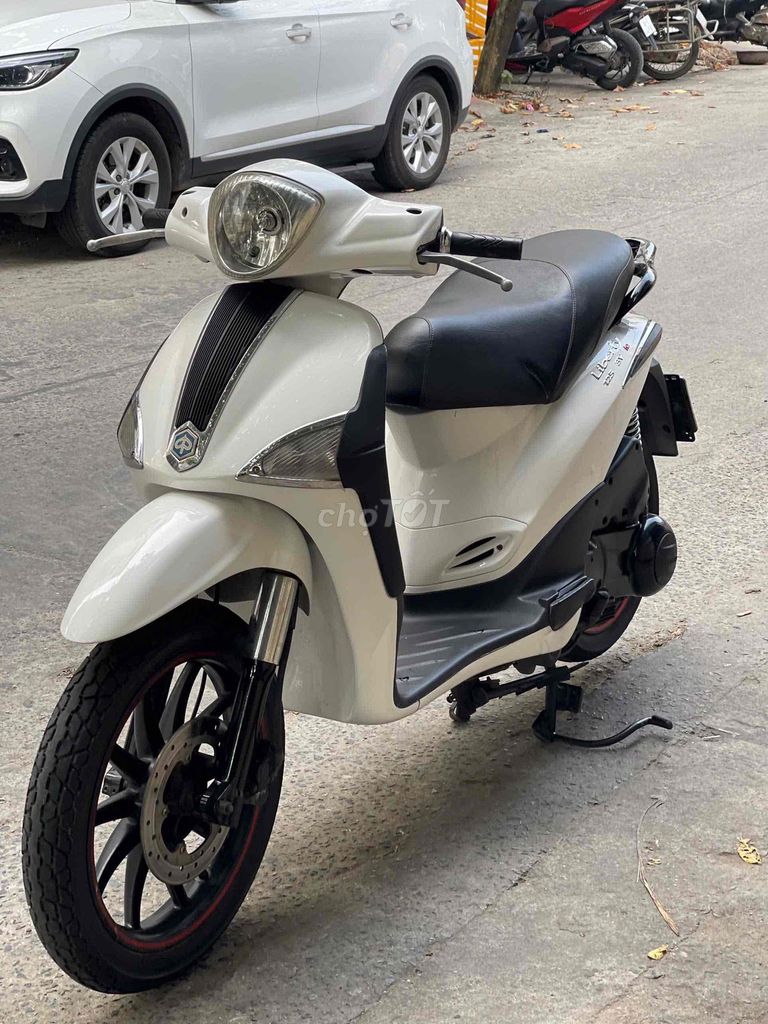 PIAGGIO Liberty 125i 3v ie trắng đẹp không tỳ vết