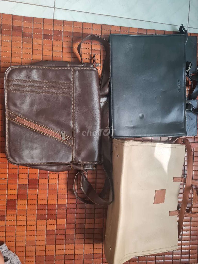 combo 3 Túi Da Unisex Nhiều màu rẻ ạ. Mua bán Túi xách tại Quận 3 Tp Hồ Chí Minh được đăng bởi Sơn hình 1