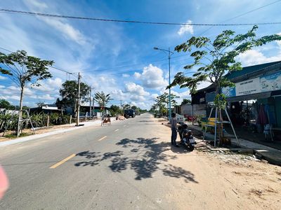 Bán nhà mặt tiền Ngô Đức Tốn, thị xã LaGi gần Biển Tam Tân giá rẻ nhất. Mua bán đất tại Thị xã La Gi Bình Thuận được đăng bởi Minh DoNa