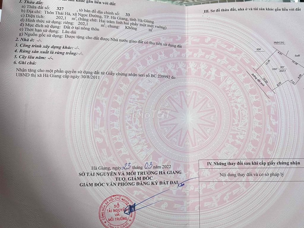 đất có 324m sổ đỏ và khoảng 50m đất liền kề 50 năm. Mua bán Đất tại Thành phố Hà Giang Hà Giang được đăng bởi Pham Thinh hình 3