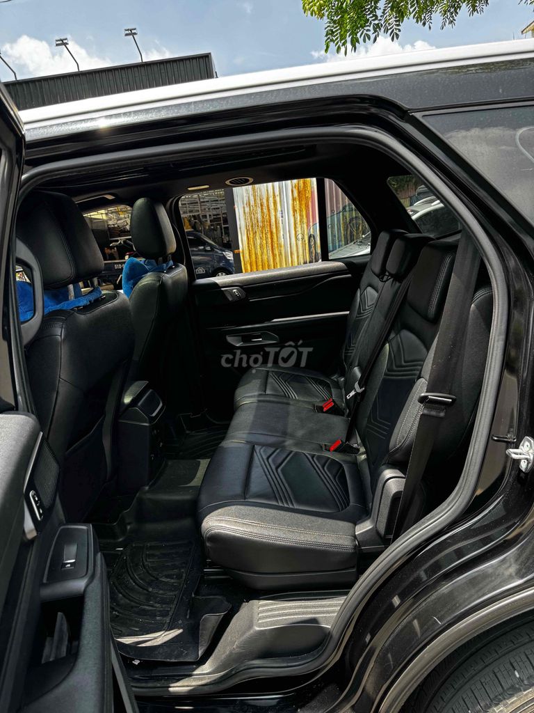 Ford Everest Titanium 2022 2.0L Bi-Turbo 4x4 Đen