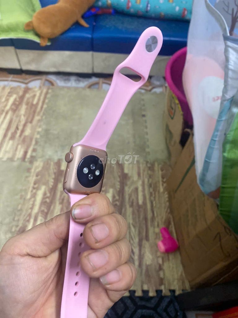 Apple watch series 3 38mm. Mua bán Thiết bị đeo thông minh tại Quận Thanh Xuân Hà Nội được đăng bởi nguyen vẳn tuân hình 1