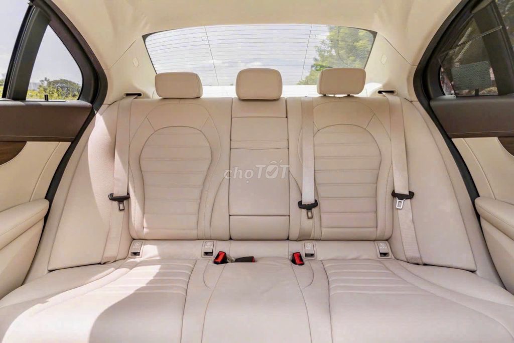 Mercedes C200 Exclusive 2019 - sang trọng lịch lãm. Mua bán Ô tô tại Quận Gò Vấp Tp Hồ Chí Minh được đăng bởi Trường Nguyễn Xe Sang hình 10
