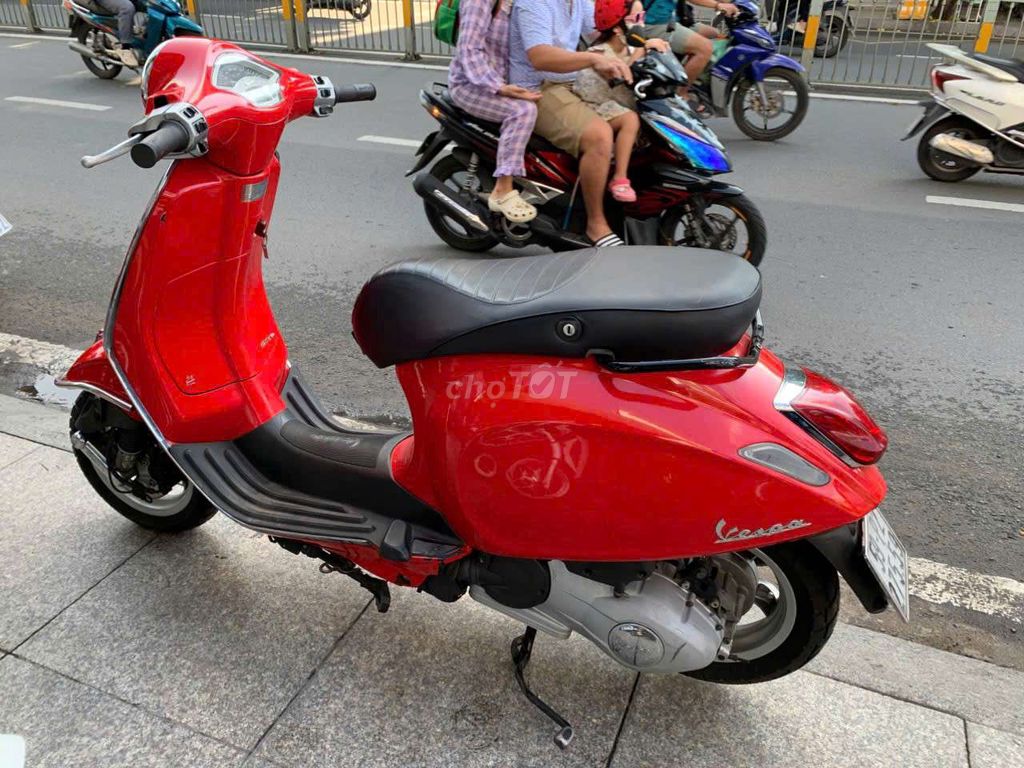 Vespa Primavera 3v 2015 mới 90% Bstp chính chủ. Mua bán Xe máy tại Quận Tân Phú Tp Hồ Chí Minh được đăng bởi Tuanduy hình 6