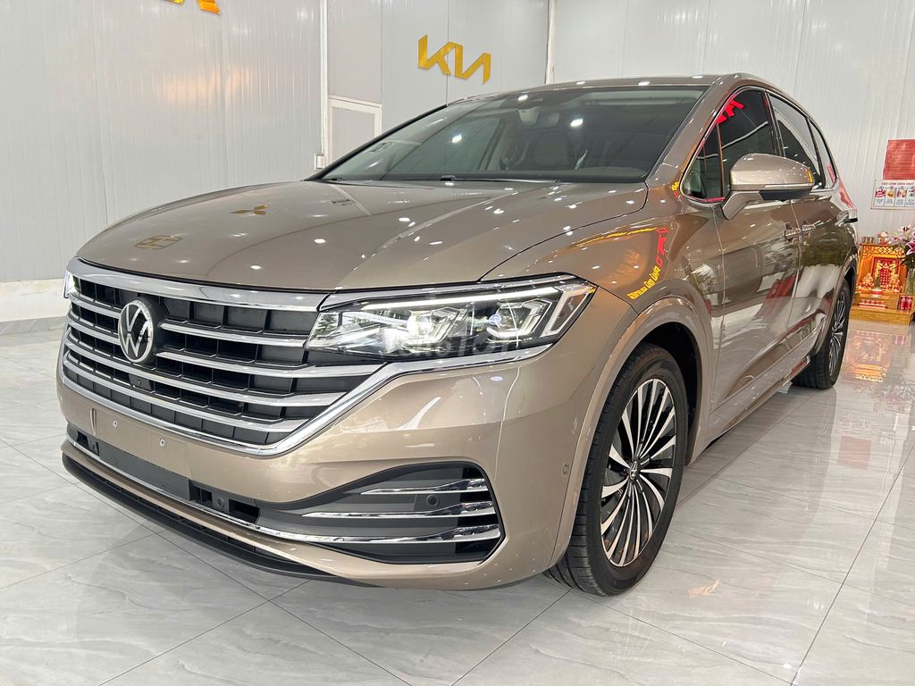 Viloran 2024 Luxury 13.500km Full Đồ Chơi Zin 100%. Mua bán Ô tô tại Quận 7 Tp Hồ Chí Minh được đăng bởi Tuấn Sài Gòn Car Auto hình 3