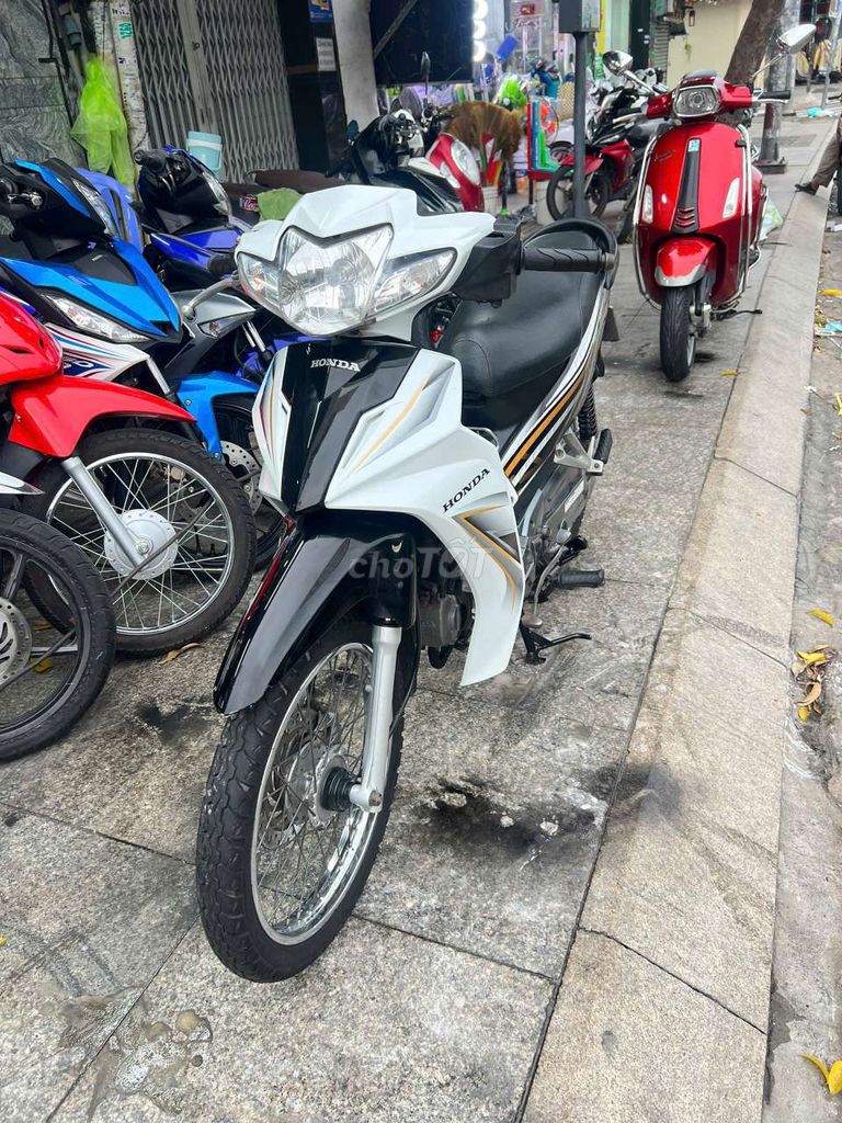 Honda wave black 2017 mới 90% biển số 70. Mua bán Xe máy tại Quận Tân Phú Tp Hồ Chí Minh được đăng bởi Tuanduy hình 1