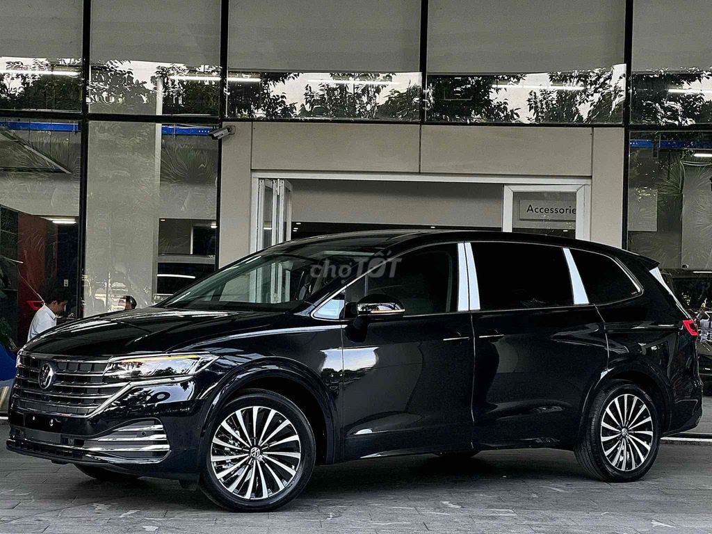 Volkswagen Viloran 2025 Luxury. Mua bán Ô tô tại Thành phố Thủ Đức Tp Hồ Chí Minh được đăng bởi Nguyễn Hưng hình 2