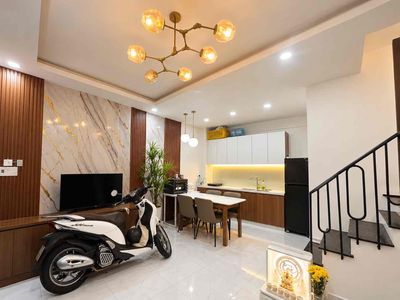 Аренда · 2 комн. · 35 м² · Quận 7, ул. Đường Huỳnh Tấn Phát