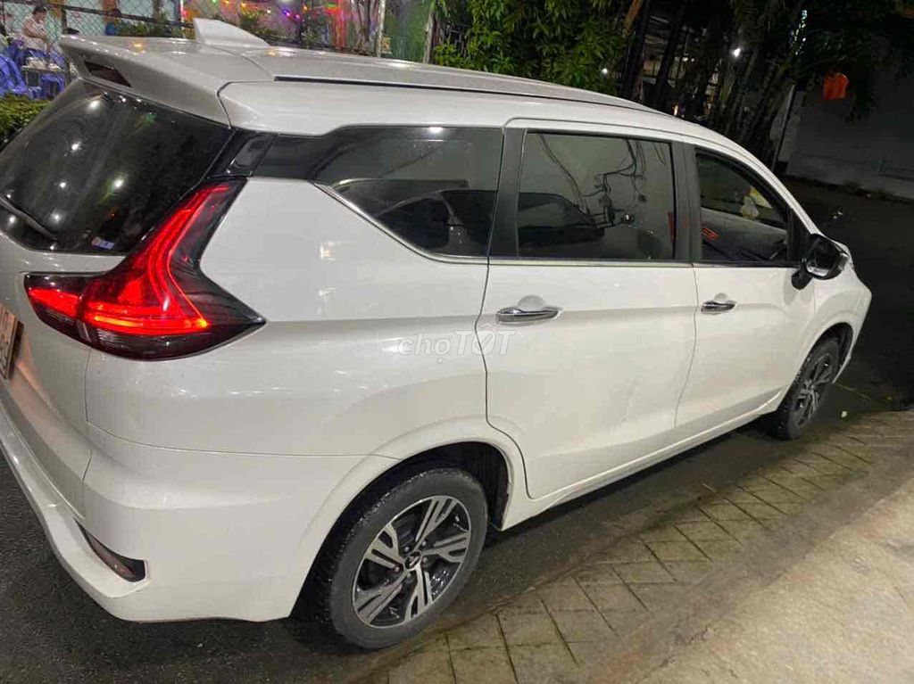 Mitsubishi Xpander 2020 AT - 60000 km. Mua bán Ô tô tại Thành phố Thủ Đức Tp Hồ Chí Minh được đăng bởi Huong hình 4