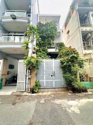 Townhouse 83 m² · 4 bed · Đường Tự Quyết