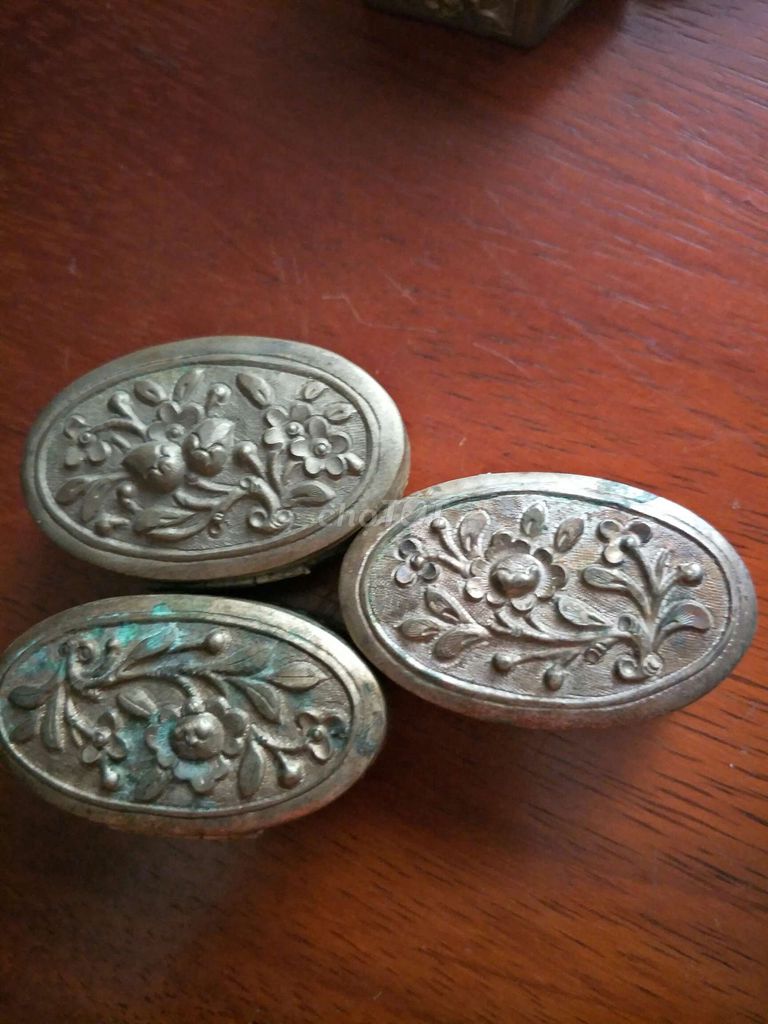 0916257864 - Hộp bạc đựng trang sức của người Việt xưa