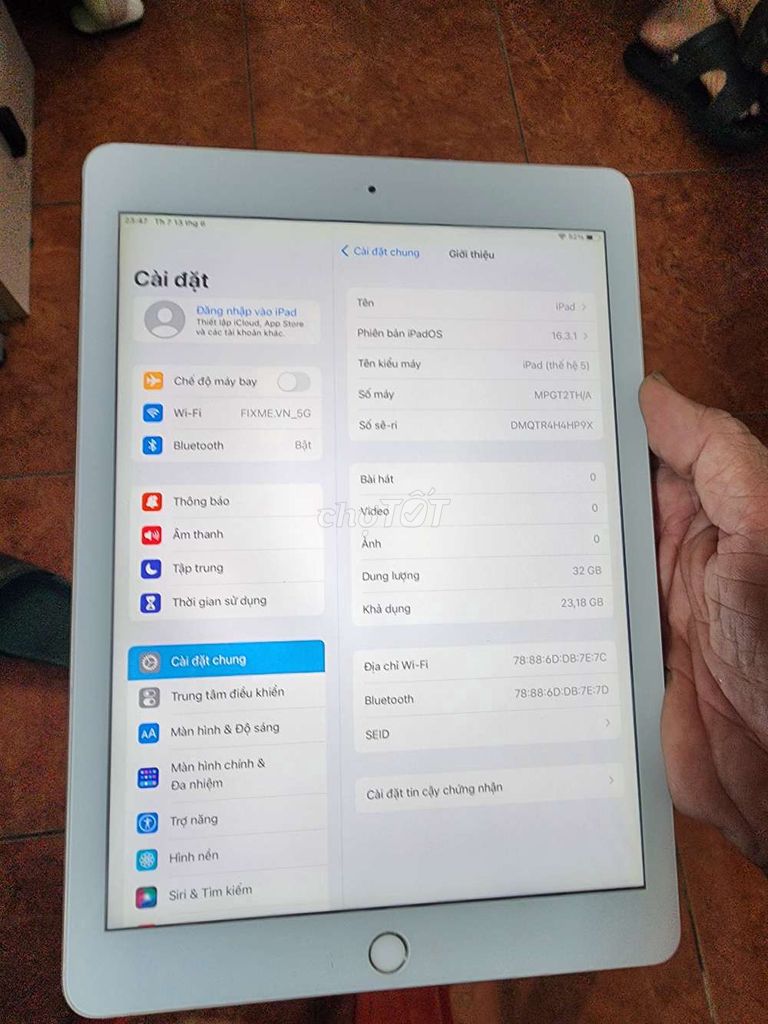 Apple iPad Gen 5  32Wifi cam trước sau nét đẹp 99. Mua bán Máy tính bảng tại Quận Bình Thạnh Tp Hồ Chí Minh được đăng bởi tùng  hình 1