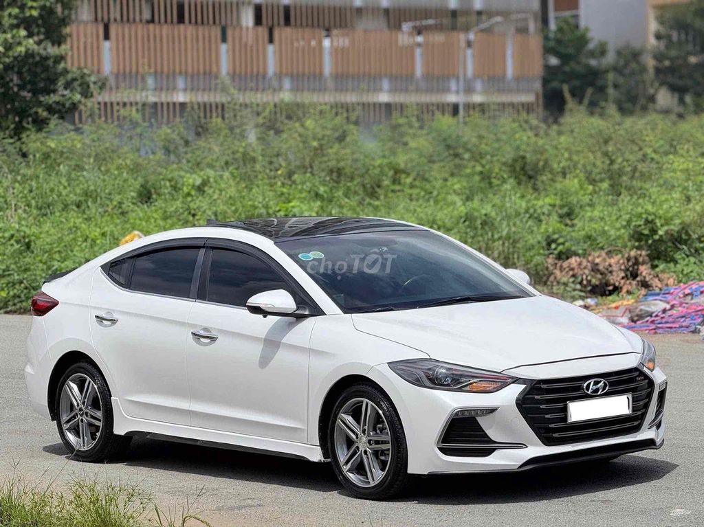 Hyundai Elantra 2018 Sport 1.6 AT - 53000 km. Mua bán Ô tô tại Thành phố Biên Hòa Đồng Nai được đăng bởi lê văn thắng hình 2