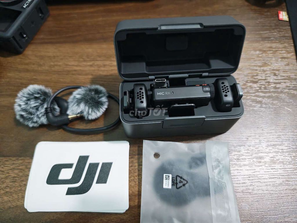 Microphone không dây DJI Mic Mini Đen. Mua bán Tivi, Âm thanh tại Huyện Càng Long Trà Vinh được đăng bởi Nguyễn Khoa điền hình 1