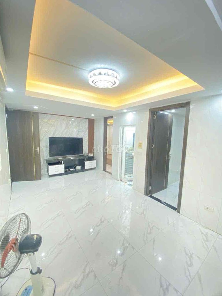 Bán căn hộ ccmn 52m2,  2 ngủ ở Hồ Ba Mẫu