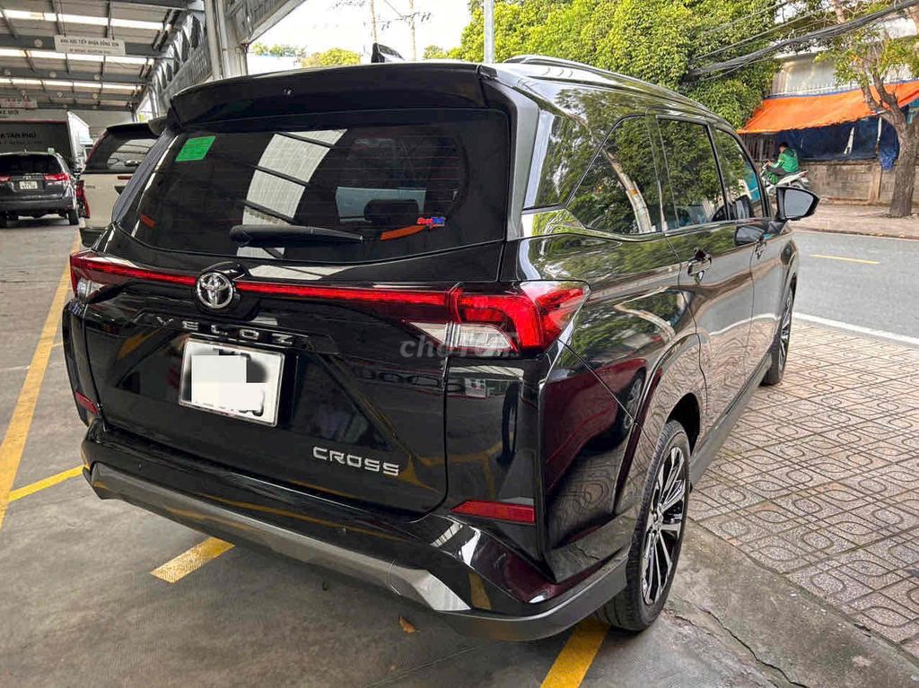 Toyota Veloz Cross Top 2025 odo 3.100Km Xe hãng. Mua bán Ô tô tại Quận Tân Phú Tp Hồ Chí Minh được đăng bởi TRƯƠNG THANH TUYỀN hình 3