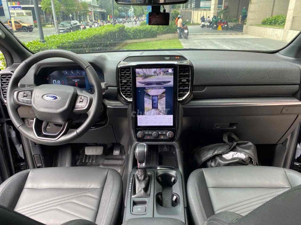 Ford Everest 2023 Titanium 2.0L 4x2 AT - 4500 km. Mua bán Ô tô tại Quận Tân Bình Tp Hồ Chí Minh được đăng bởi Sài Gòn Ford hình 13