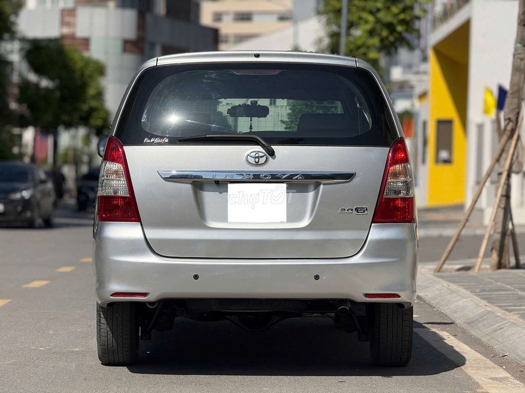 Toyota Innova 2013 2.0 G 100.000 km. Mua bán Ô tô tại Quận Cầu Giấy Hà Nội được đăng bởi ĐẶNG QUANG HUY hình 4