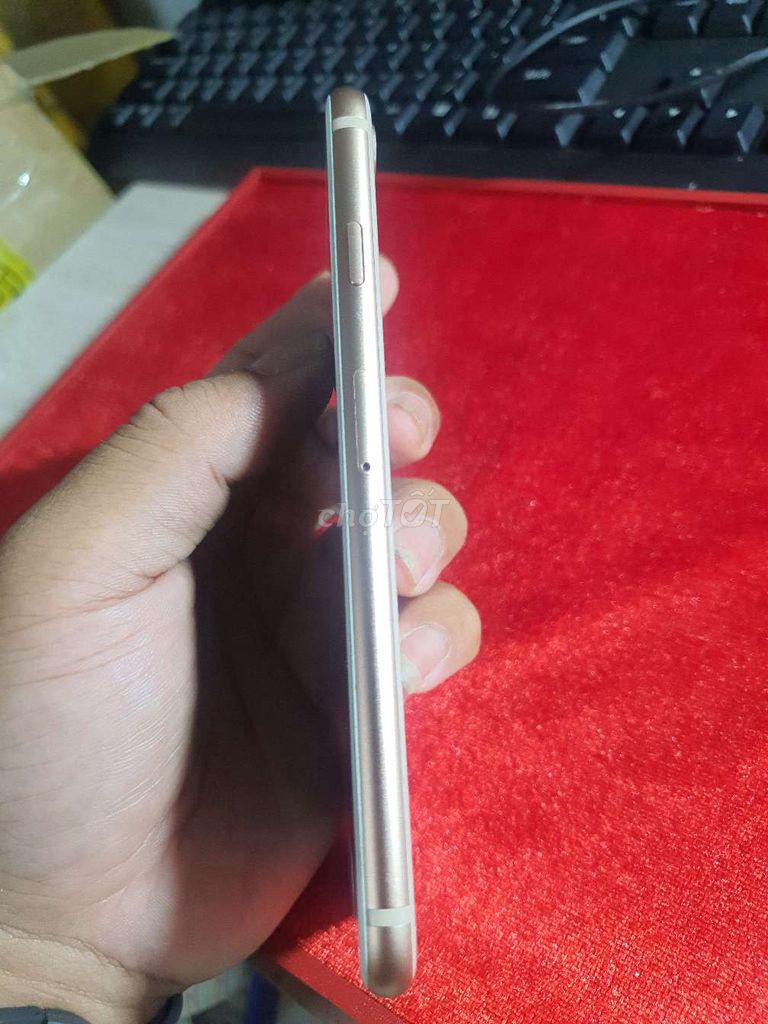 Apple iPhone 8 64GB Vàng. Mua bán Điện thoại tại Huyện Giồng Trôm Bến Tre được đăng bởi Tuấn Khôi Mb hình 1