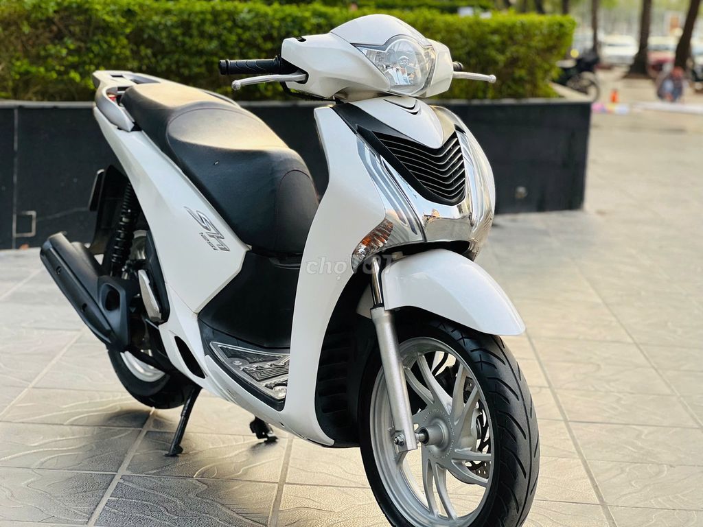 HONDA SH 125I TRẮNG CHÍNH CHỦ BIỂN 29. Mua bán Xe máy tại Quận Nam Từ Liêm Hà Nội được đăng bởi KIÊN CƯỜNG hình 1