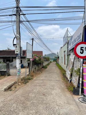 đất ở 105m thổ cư . đường nguyễn thị đi nối dài cách tp.6km. Mua bán đất tại Huyện Buôn Đôn Đắk Lắk được đăng bởi Tô Gia